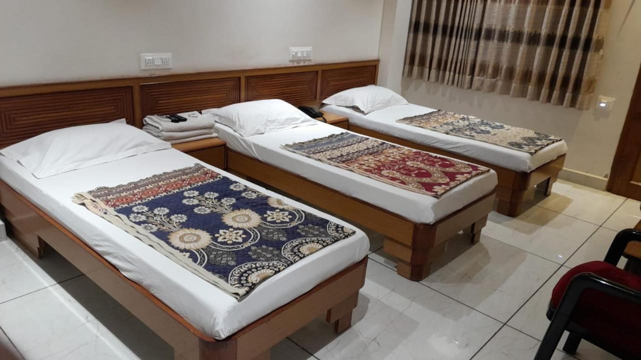 Hotel Ankit Virpur Extérieur photo